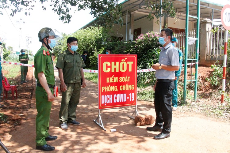 Thực hiện nghiêm các biện pháp phong tỏa, giãn cách để phòng, chống dịch